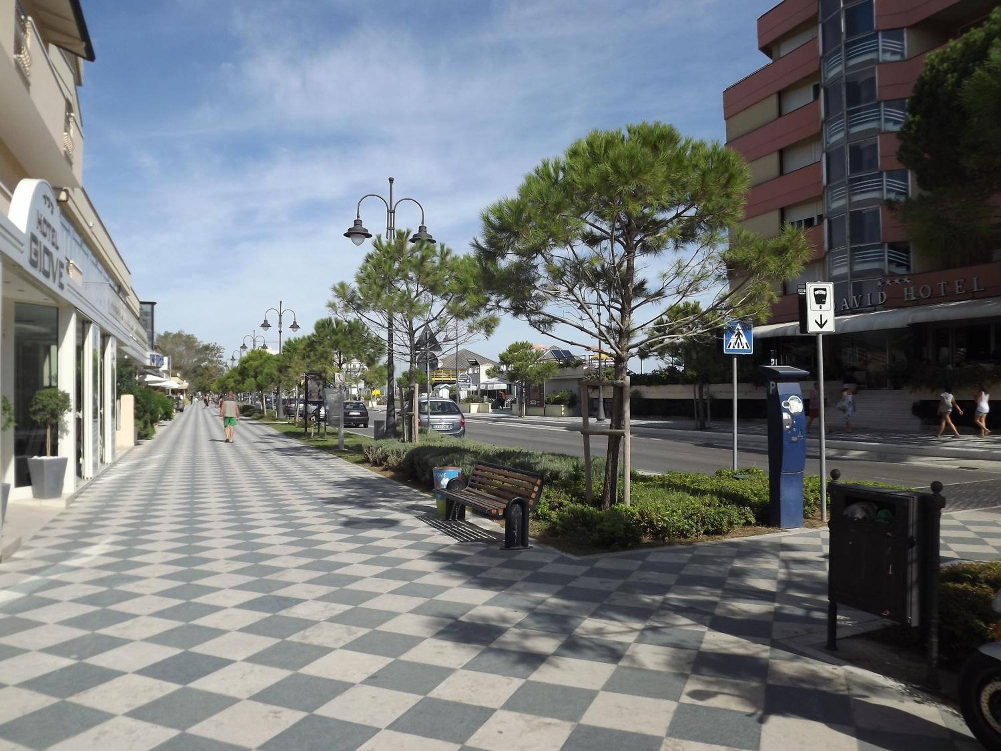 Hotel Atmosfere Beach Cesenatico Esterno foto